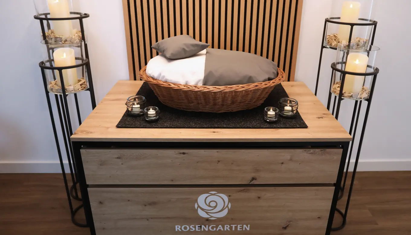 Tierkrematorium Innenansicht Aufbahrung